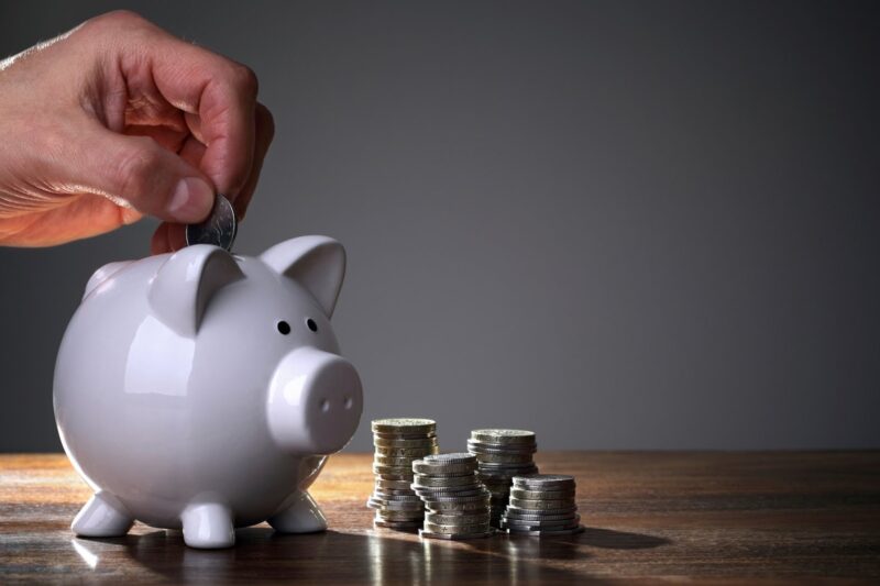 El Arte de Ahorrar: Cómo Hacer que tu Dinero Trabaje para Ti