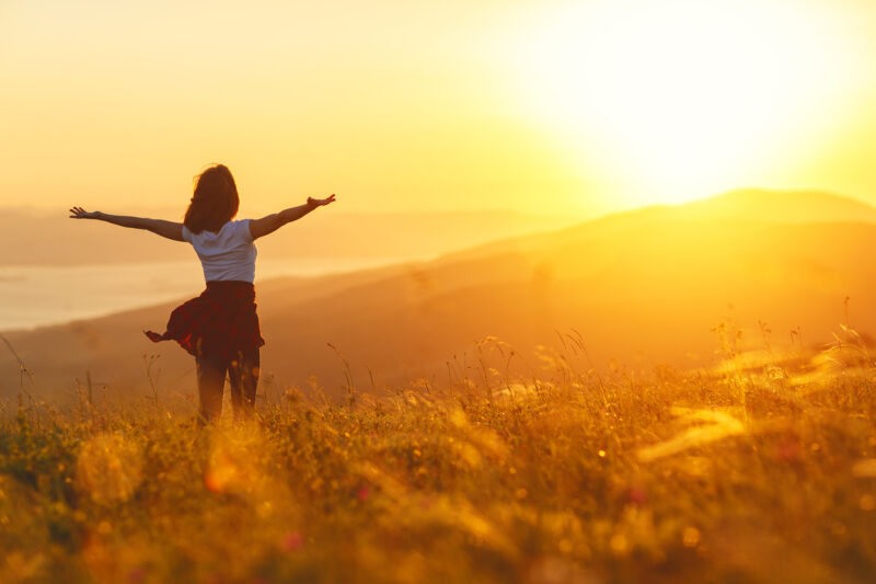 Técnicas Prácticas para Desarrollar una Actitud Positiva Diaria